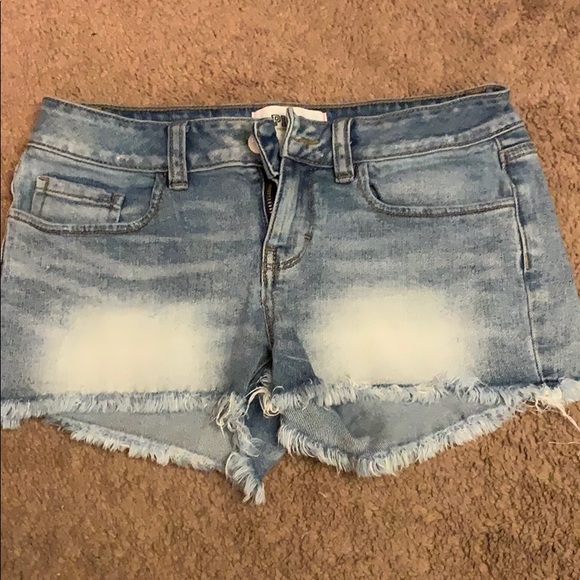PINK Victoria's Secret Pants - Pink denim shorts size 2 PINK Victoria's Secret Pants - Pink denim shorts size 2
